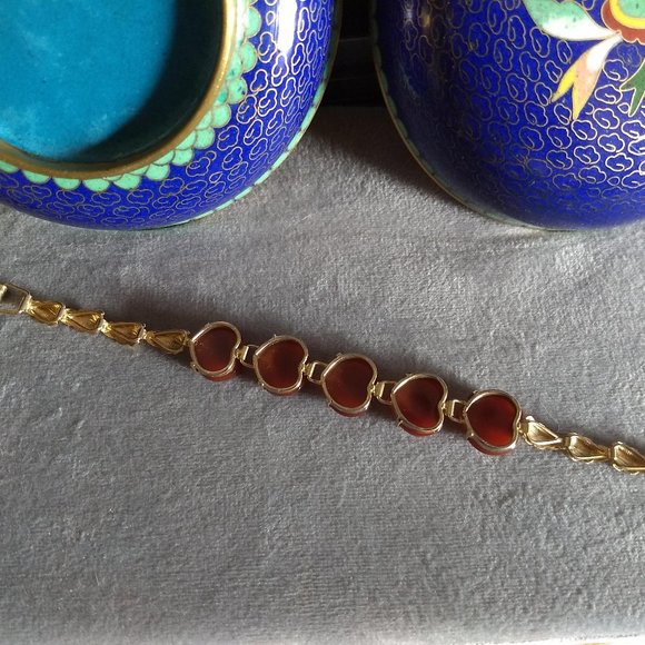 vintage 60s sculptural agate hearts gold links chain bracelet NWOT - Picture 9 of 11